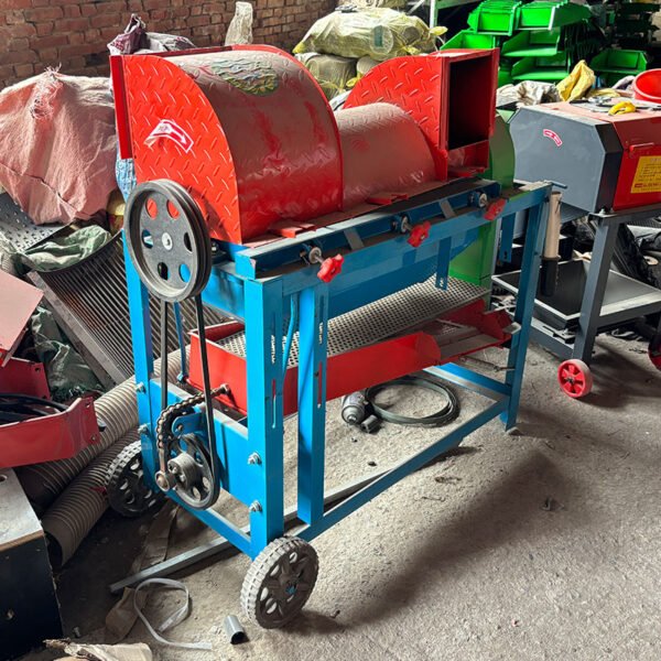 Corn thresher - Image 2