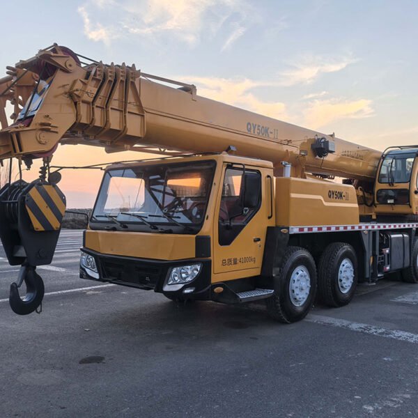 Crane-XCMG-50T - Image 2